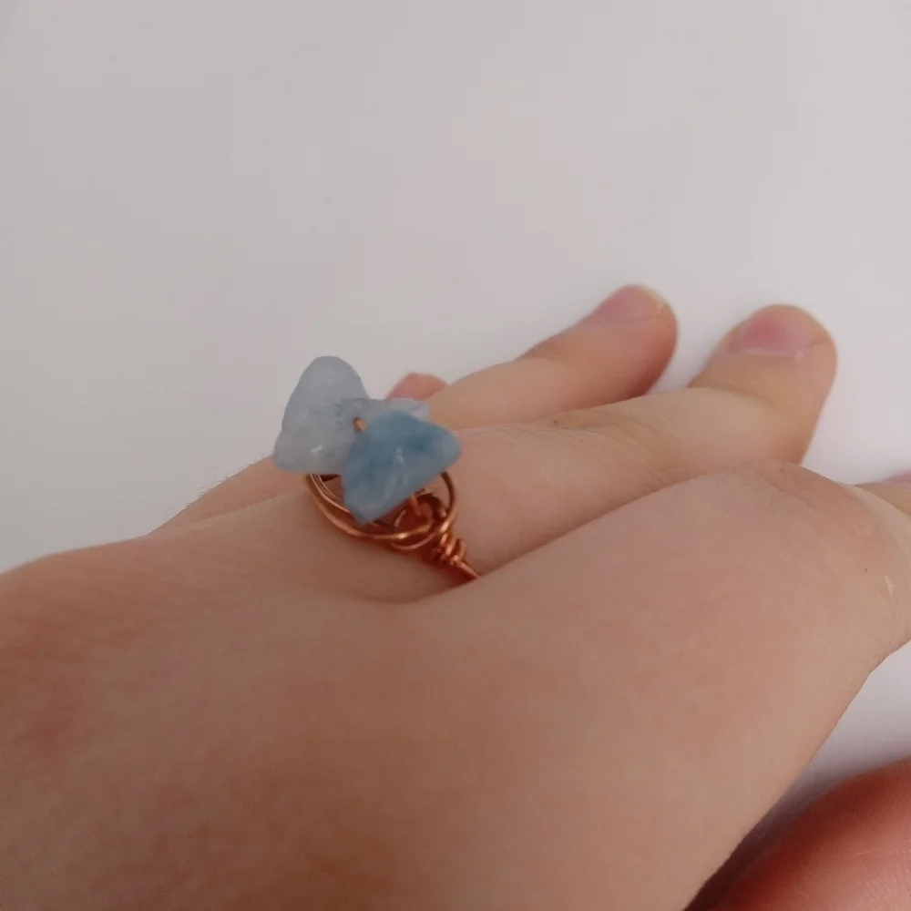 Aquamarine stone chip ring size 8.5 - Picture 5 of 5